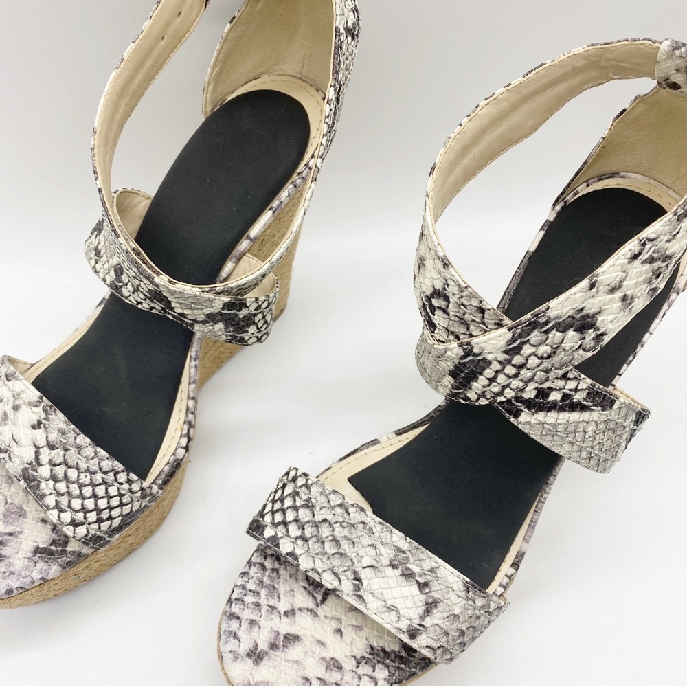 Marc Fisher Leather Animal Print Strappy Woven Heel Wedge 9 - Picture 9 of 14